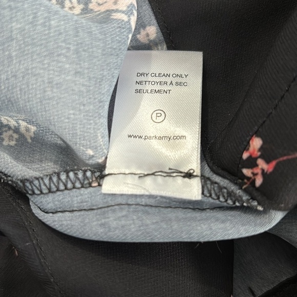 PARKER Plum Blossom Blouse Size Large - Picture 7 of 9